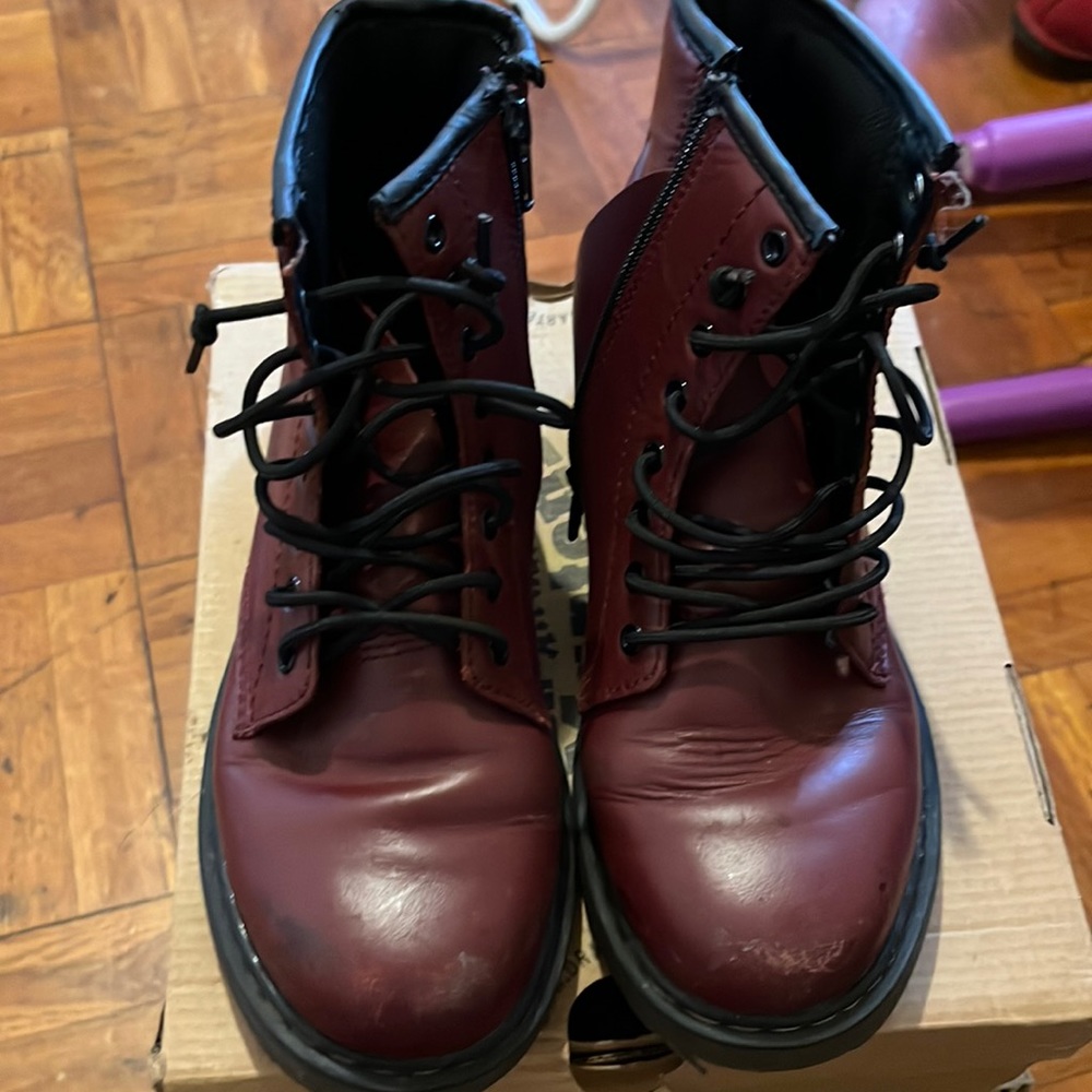 Kids dr martans size 3